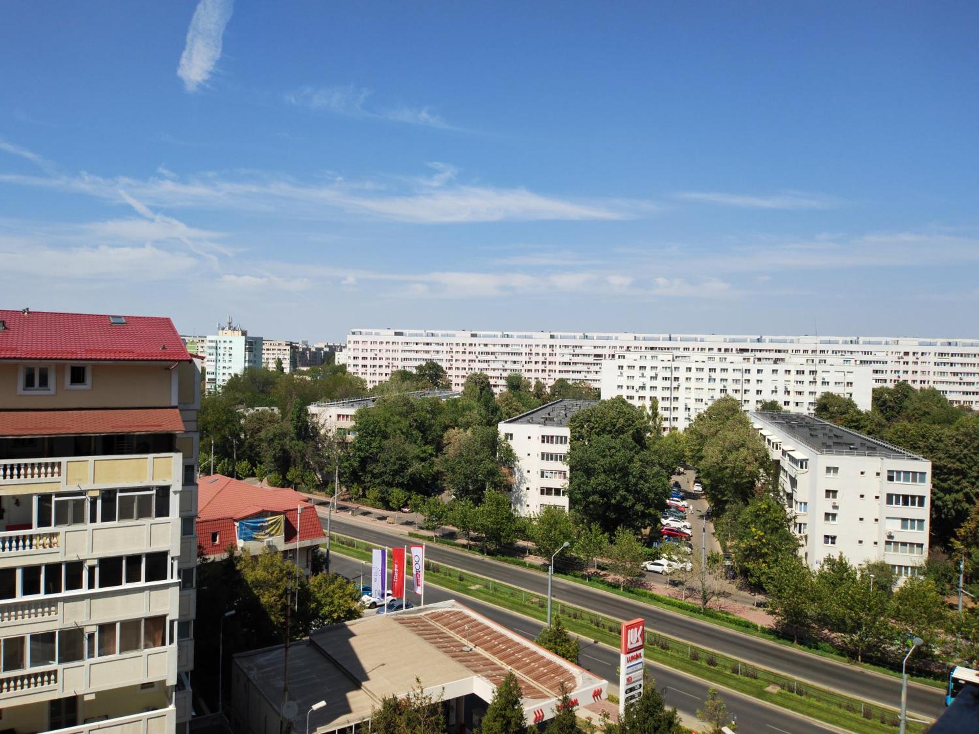 Sunset Bucharest Rebreanu Appartement Buitenkant foto